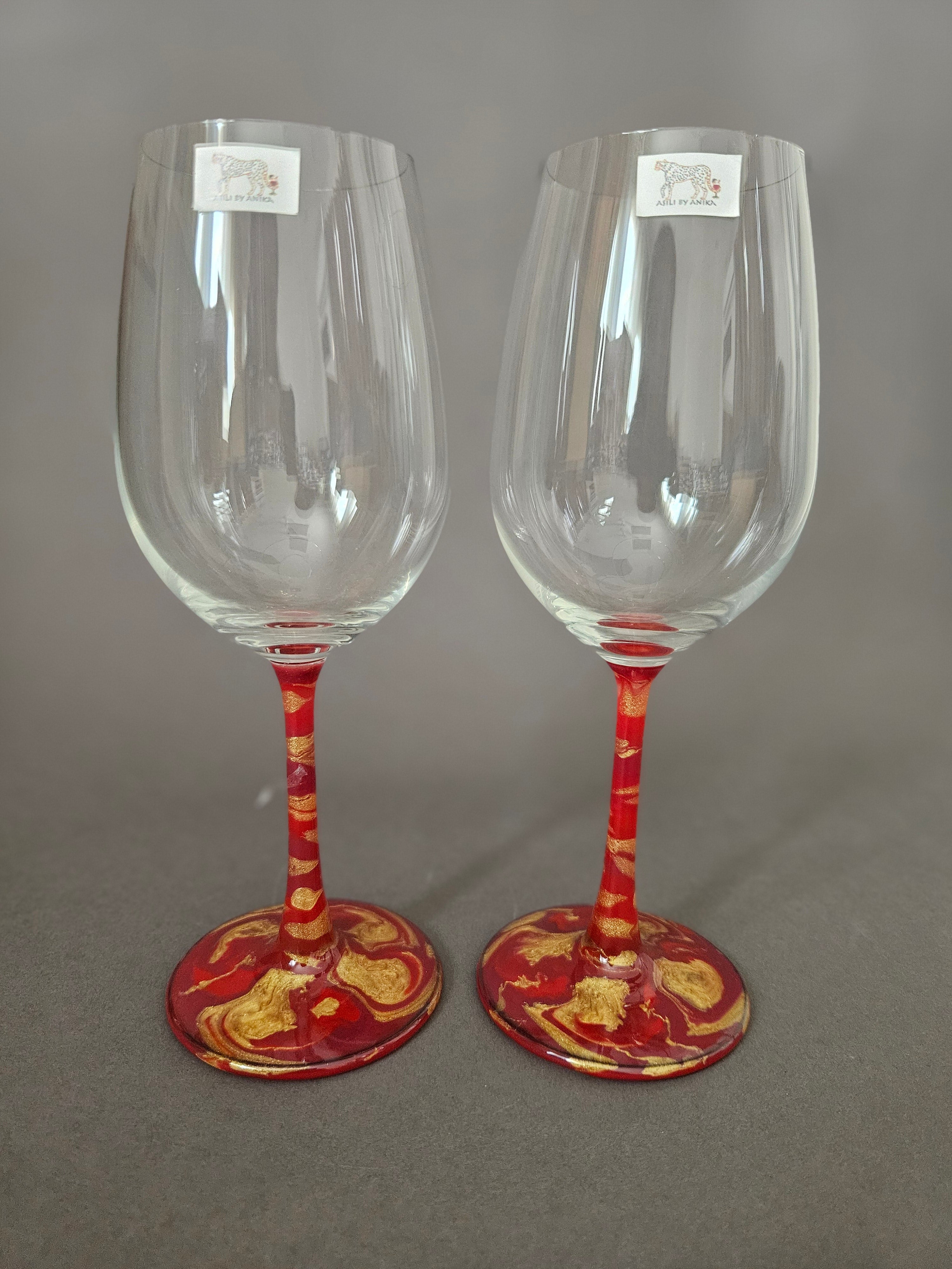 Swirl wine glasses set red