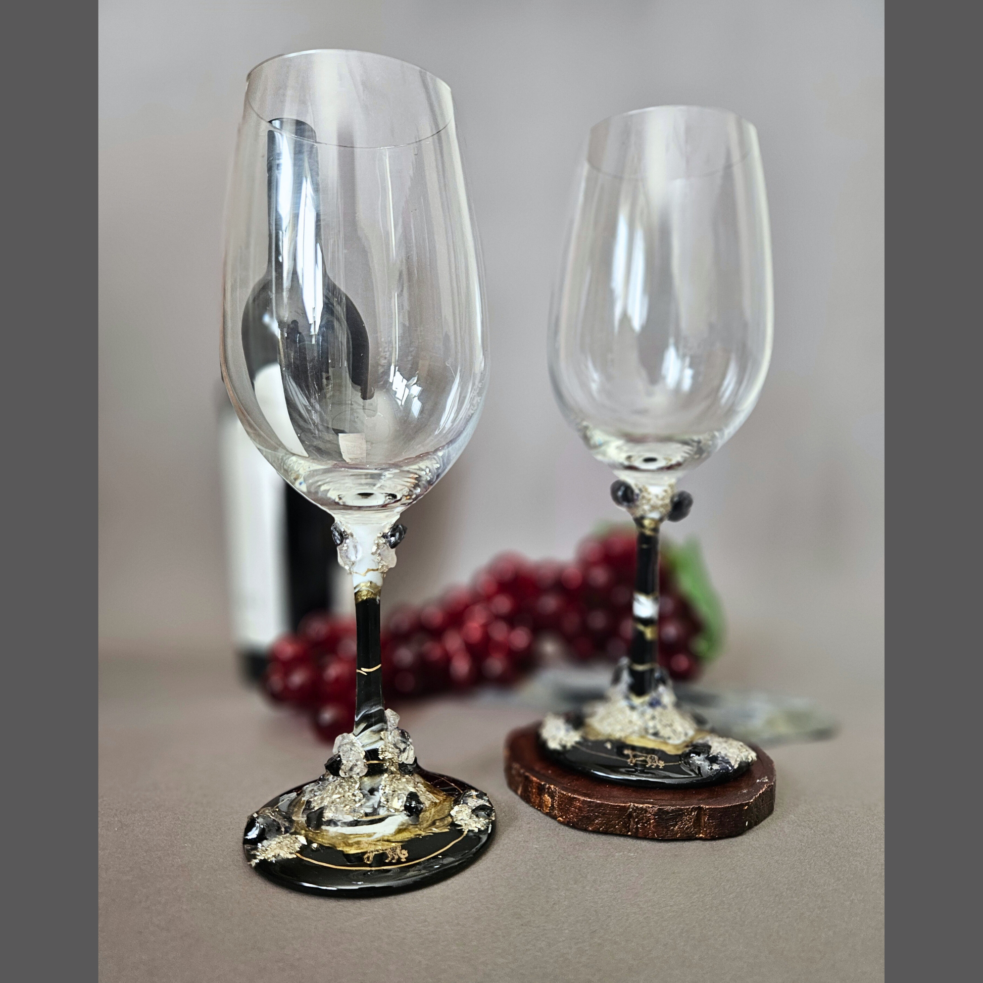 Crystal wine glass Black