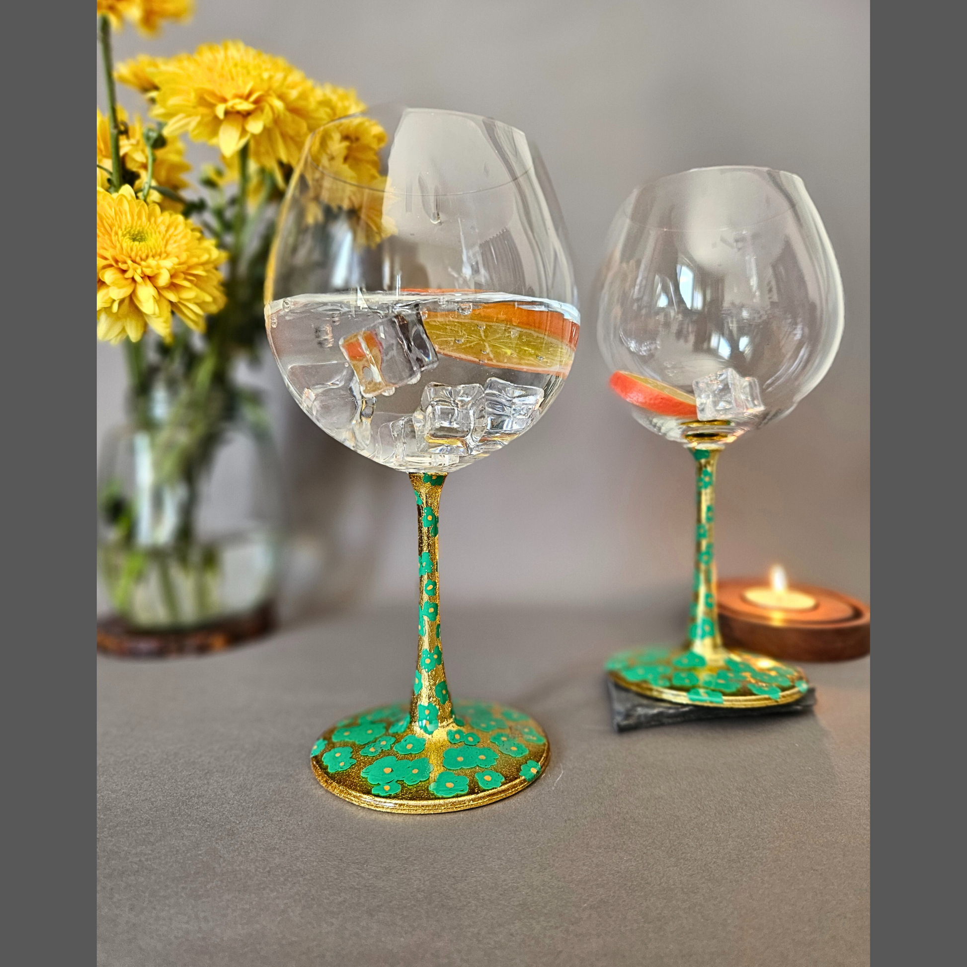 Flower goblets green