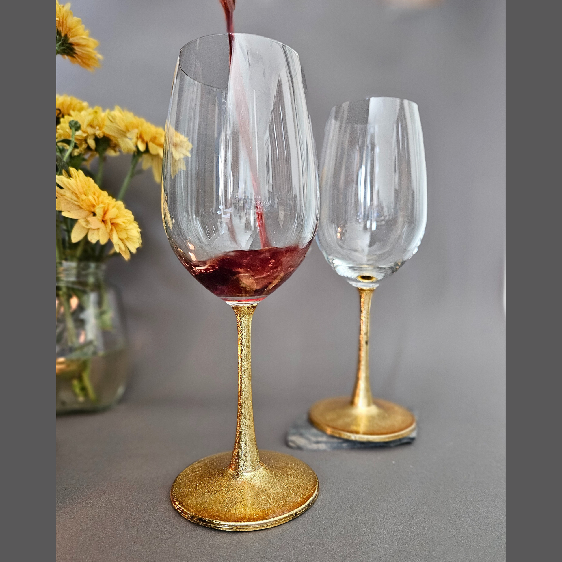 Monroe wine glass